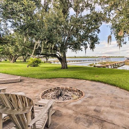 Waterfront Lake Placid Home With Dock And Fire Pit Ngoại thất bức ảnh