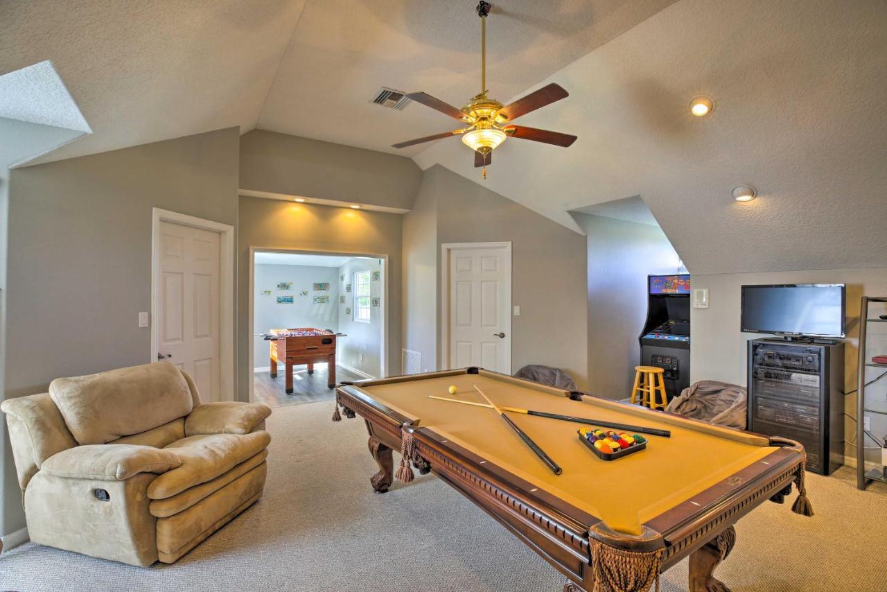Waterfront Lake Placid Home With Dock And Fire Pit Ngoại thất bức ảnh