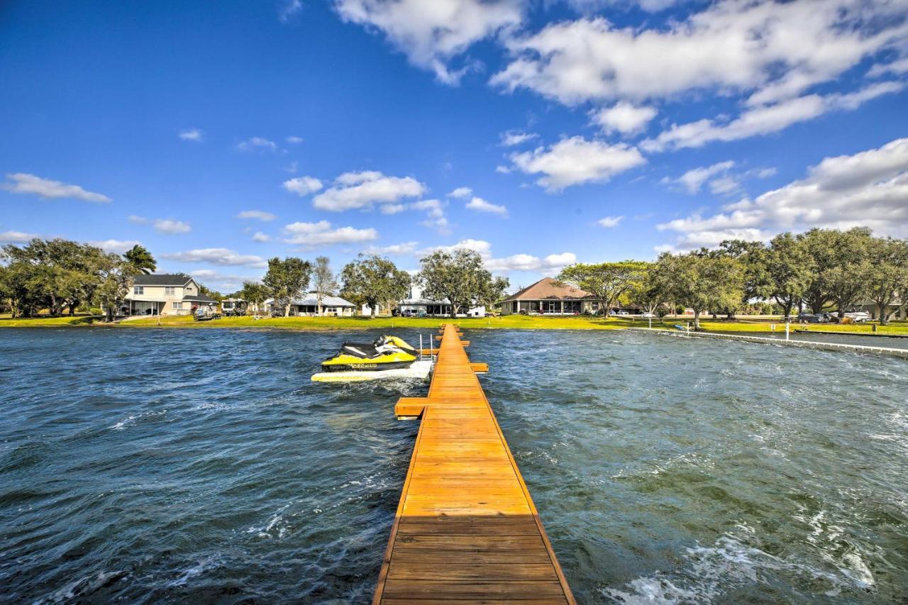 Waterfront Lake Placid Home With Dock And Fire Pit Ngoại thất bức ảnh