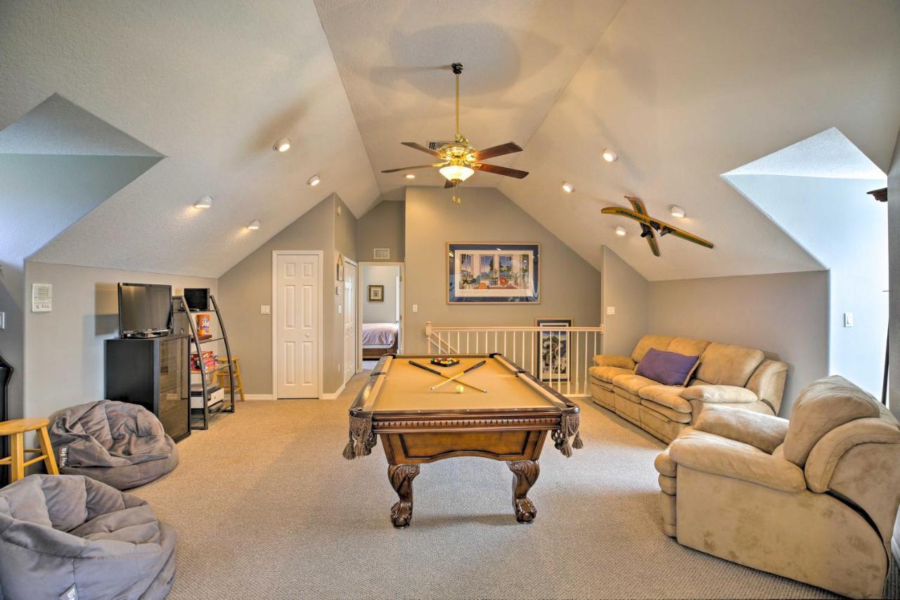 Waterfront Lake Placid Home With Dock And Fire Pit Ngoại thất bức ảnh